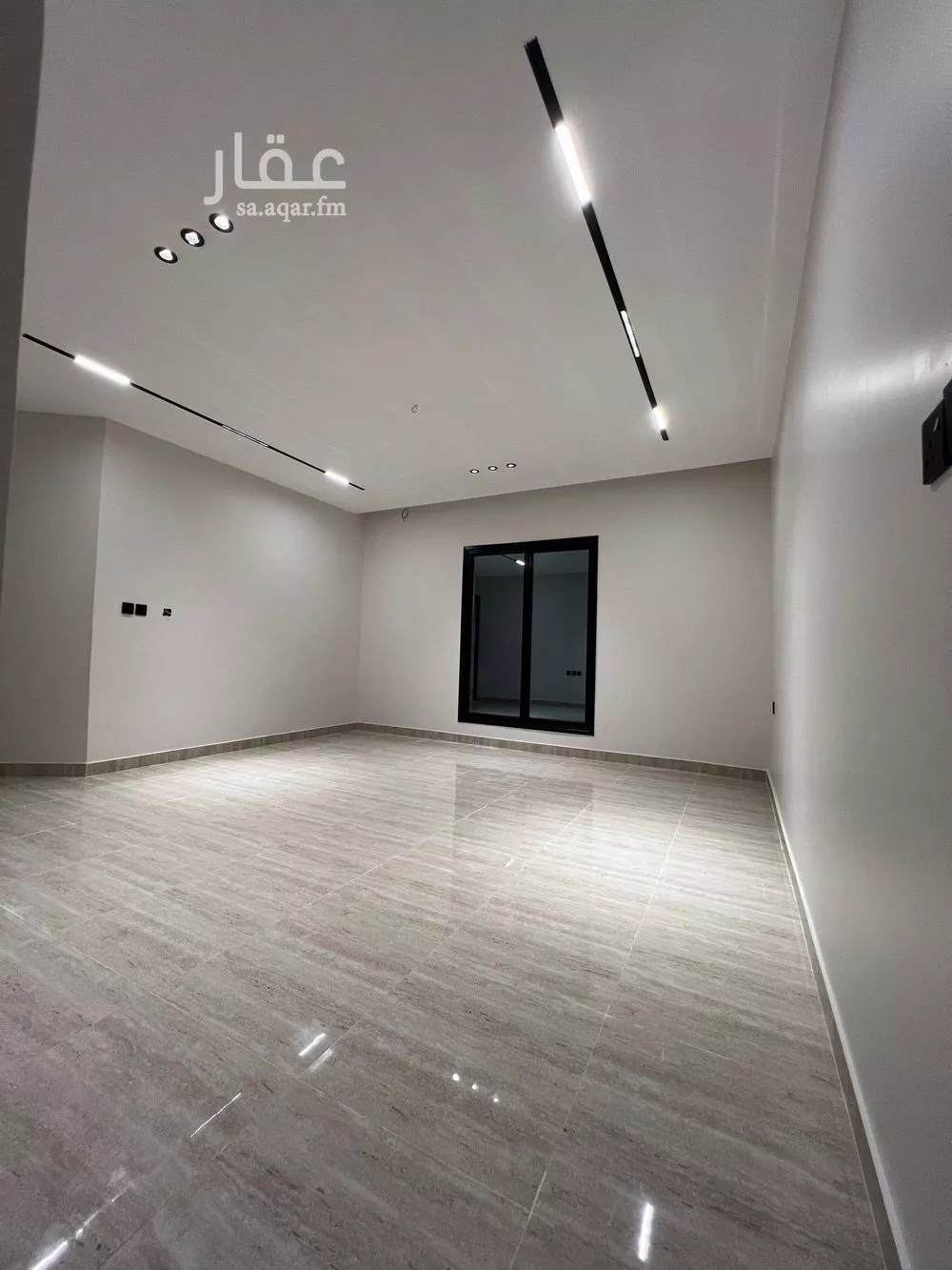 شقة 5 غرف في الندى 2