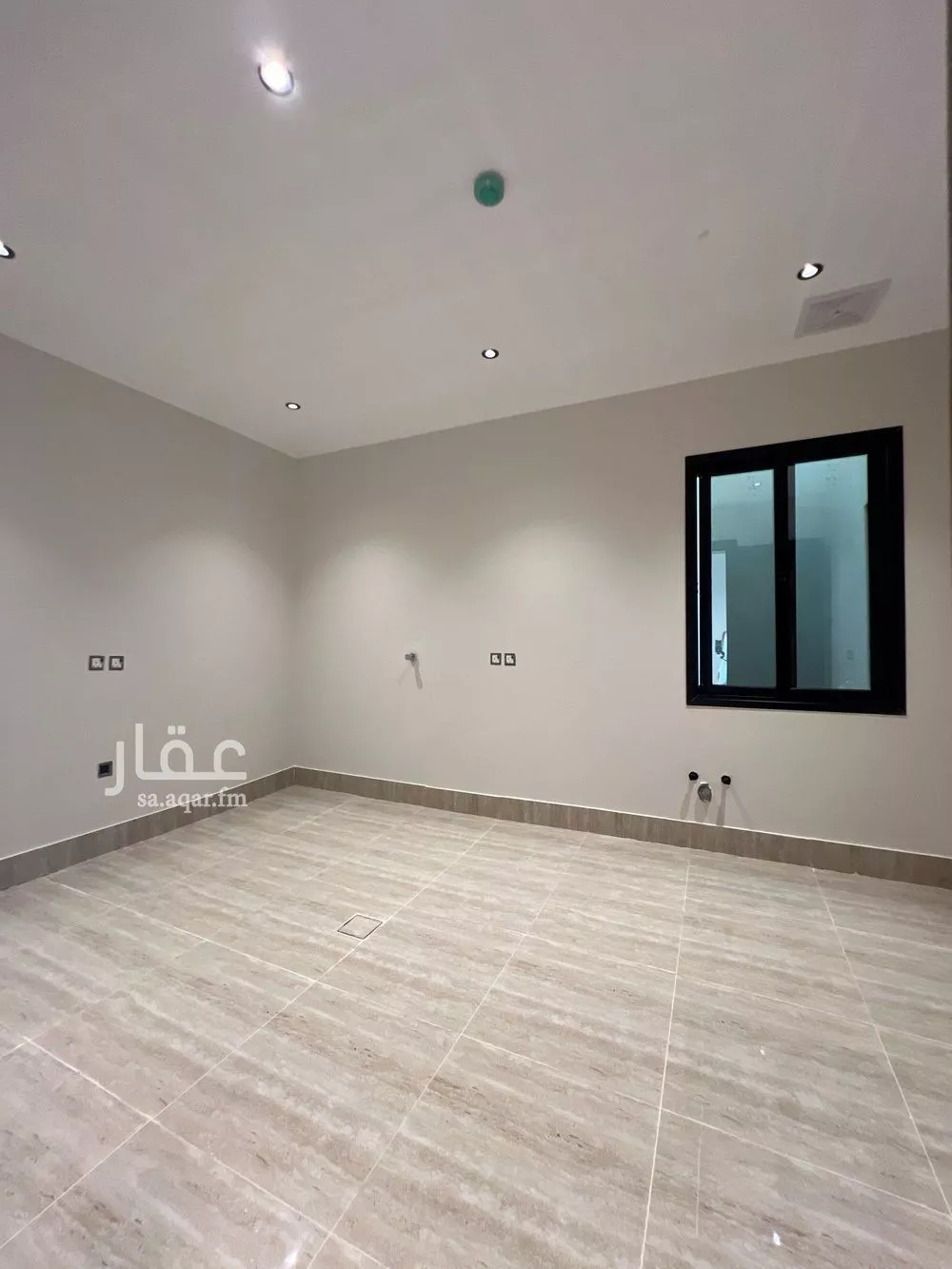 شقة 4 غرف في الندى 3