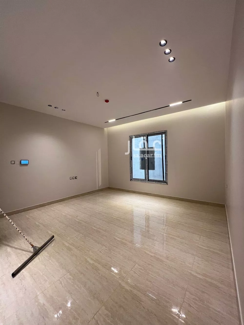 5 bedroom apartment in Al Basateen, Eastern Province 7