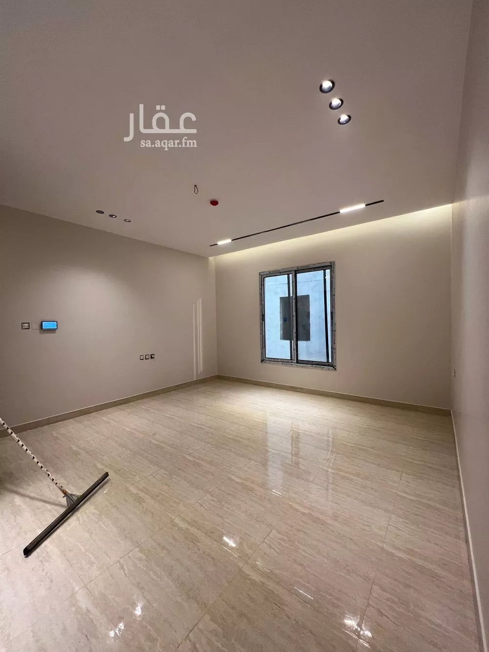 شقة 5 غرف في المنتزه 5