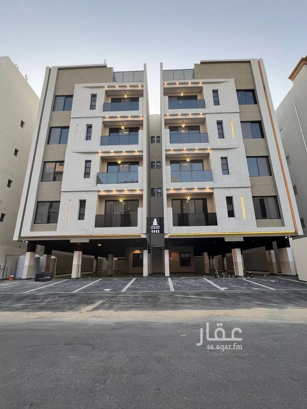 5 bedroom apartment in Al Basateen 1
