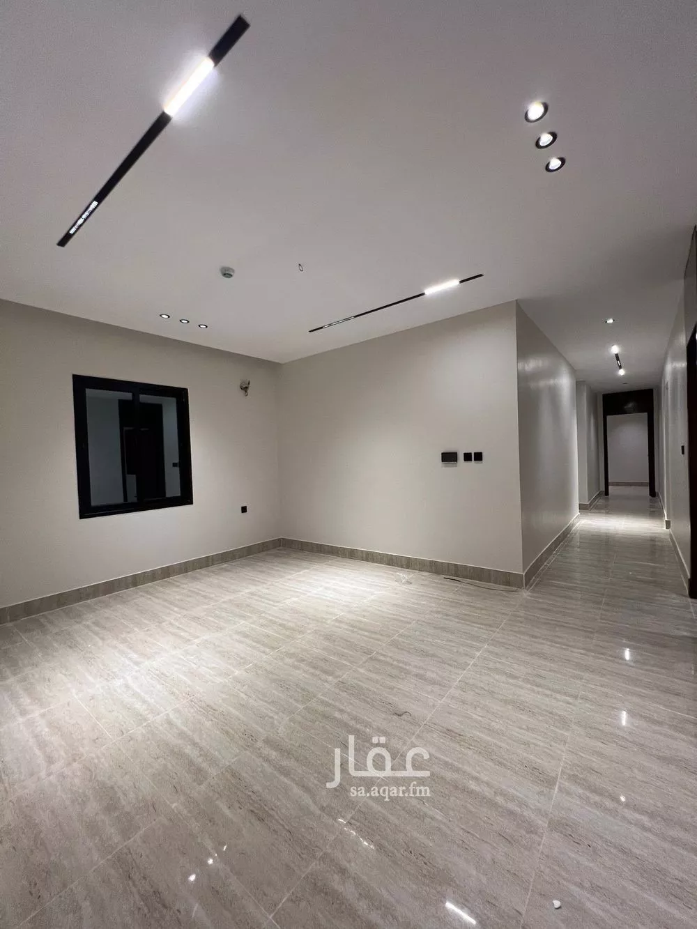 شقة 6 غرف في الندى 1