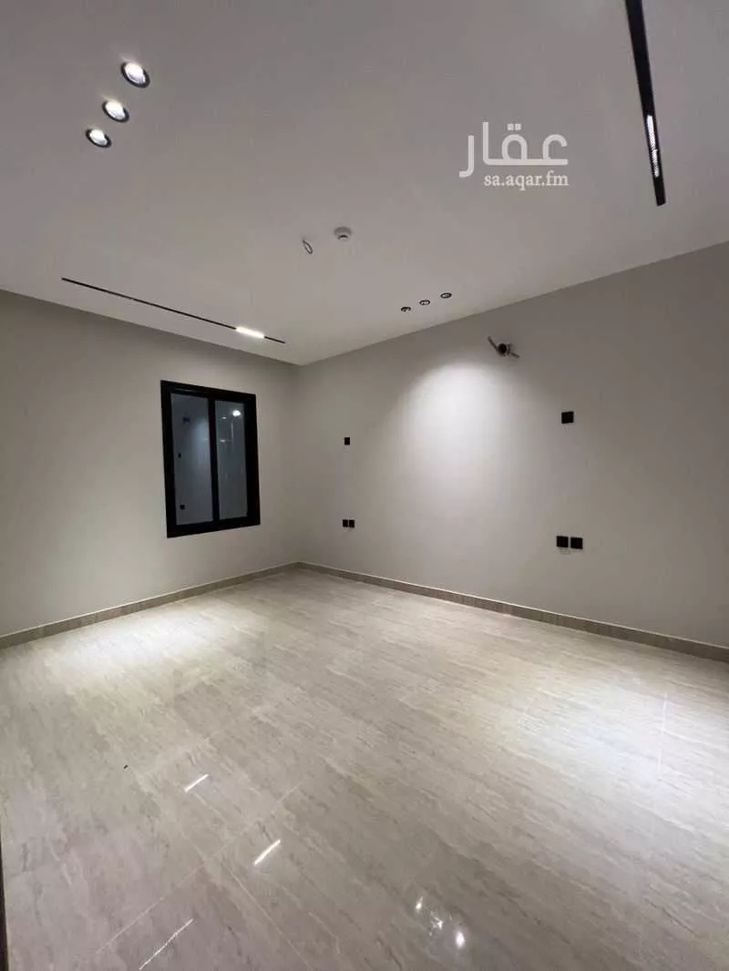 شقة 5 غرف في الحمرا 3