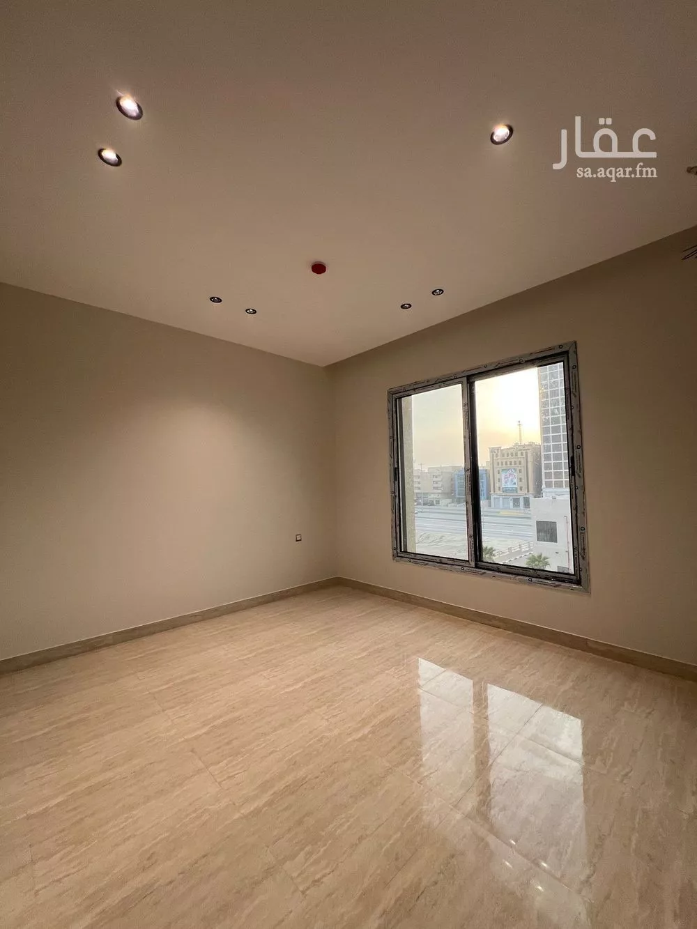 شقة 4 غرف في المنتزه 3