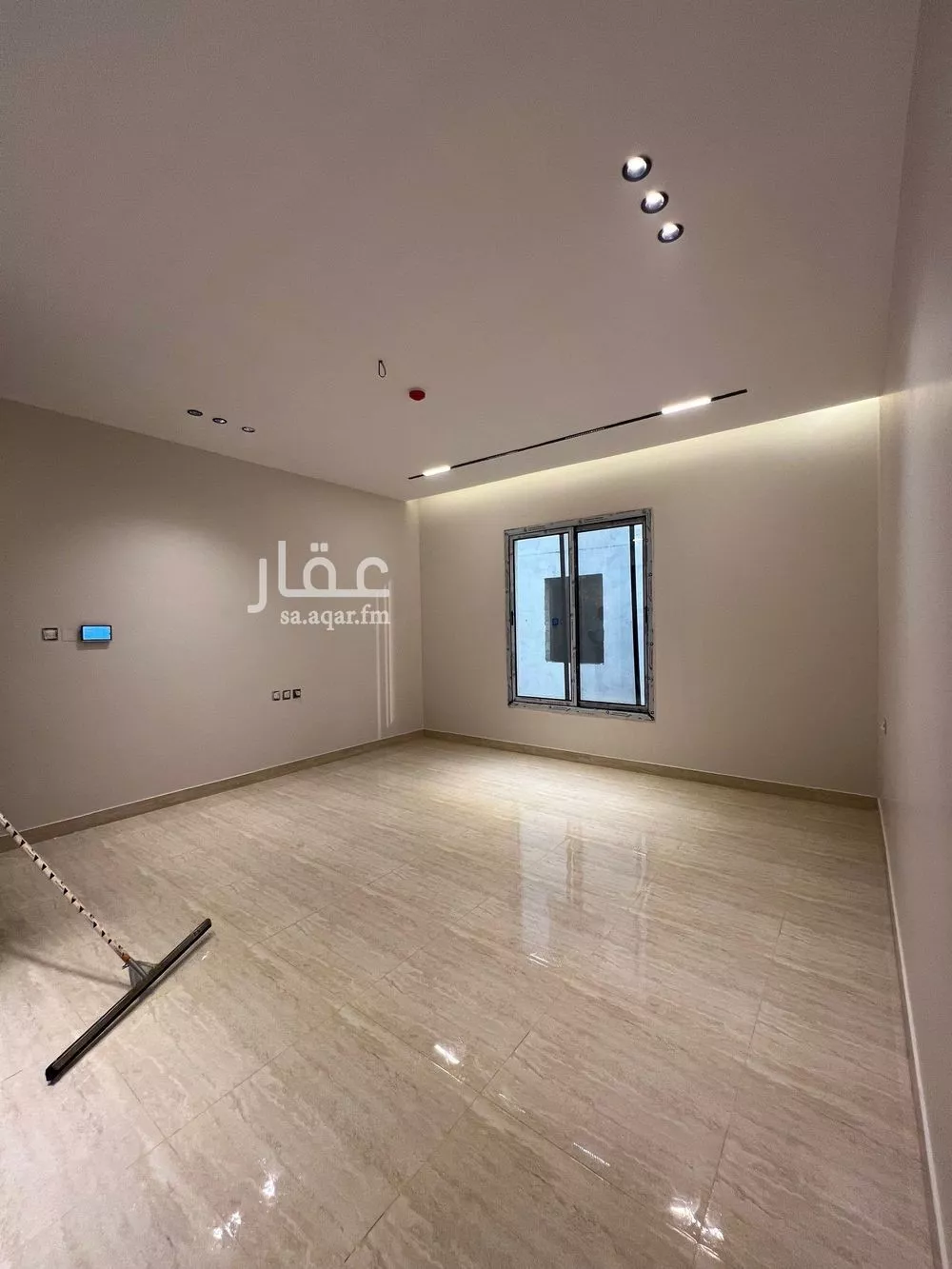 شقة 4 غرف في المنتزه 4