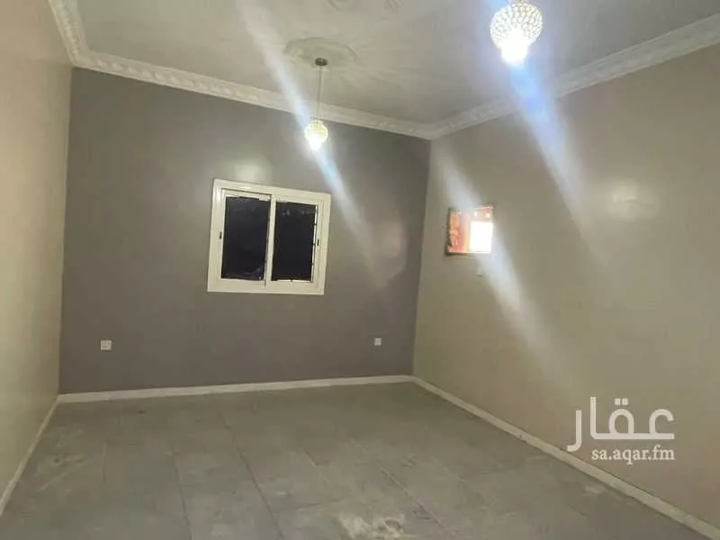 شقة 3 غرف في طيبة 5