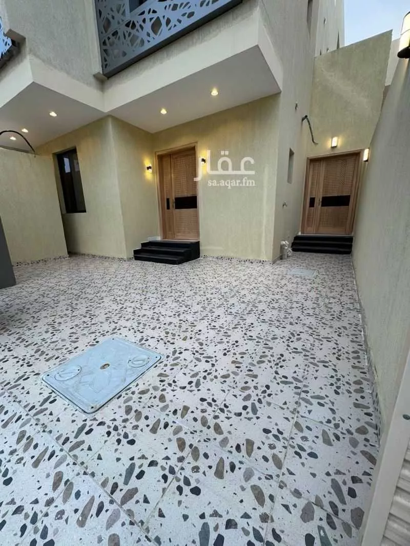 6 bedroom villa in Al Yaqout 3