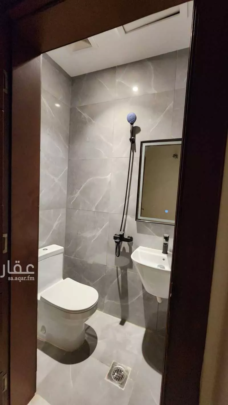 4 bedroom apartment in Taibah, Jeddah 5