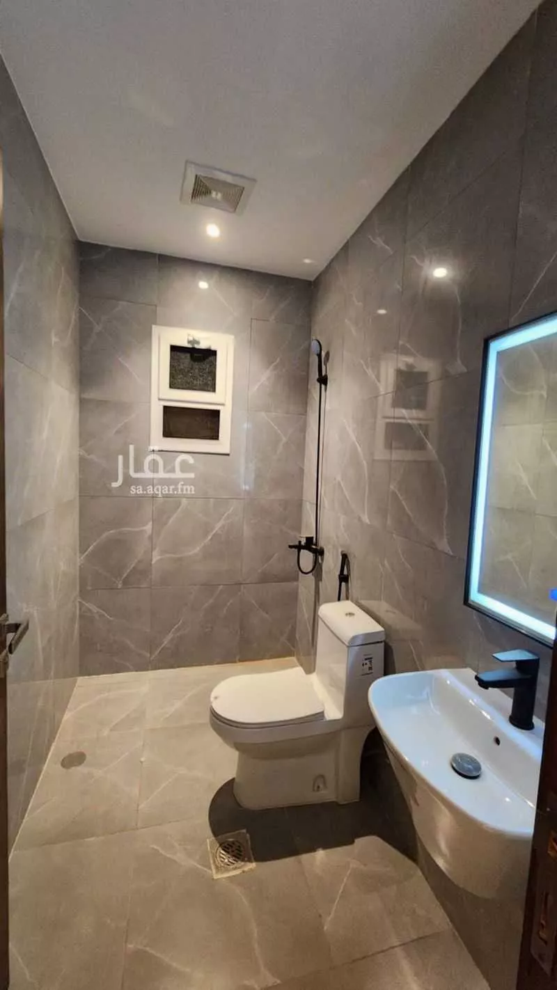 4 bedroom apartment in Taibah, Jeddah 9