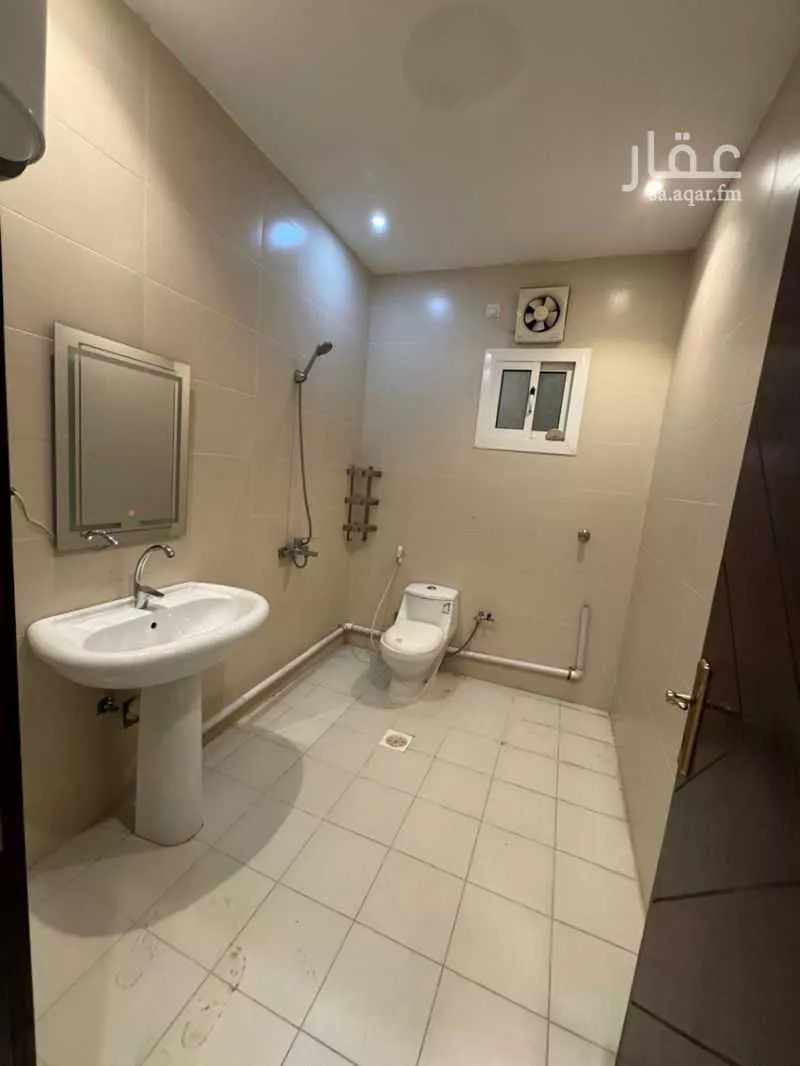 6 bedroom villa in Az Zomorod, Jeddah 25