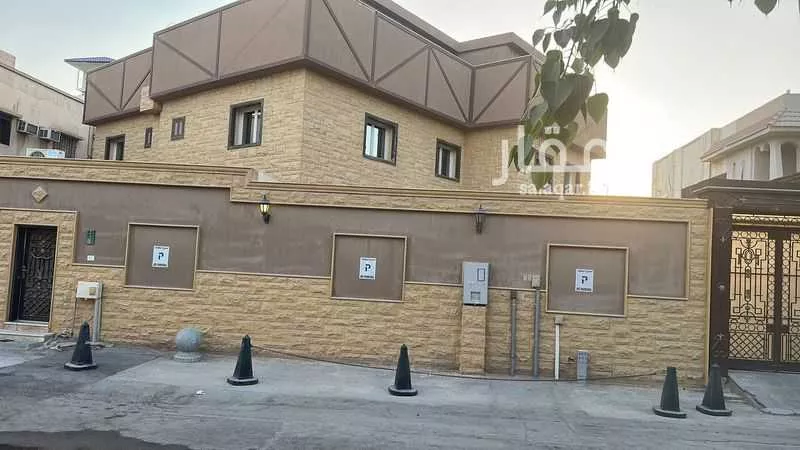 فيلا 7 غرف في الورود 5