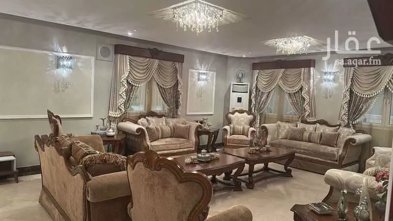 فيلا 7 غرف في الورود 4