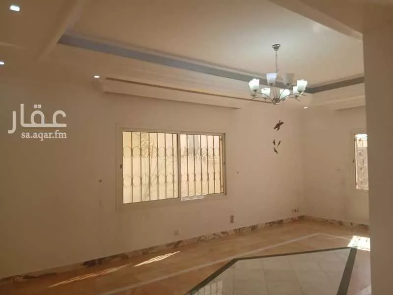 5 bedroom villa in Al Mathar Ash Shamali, Riyadh 7