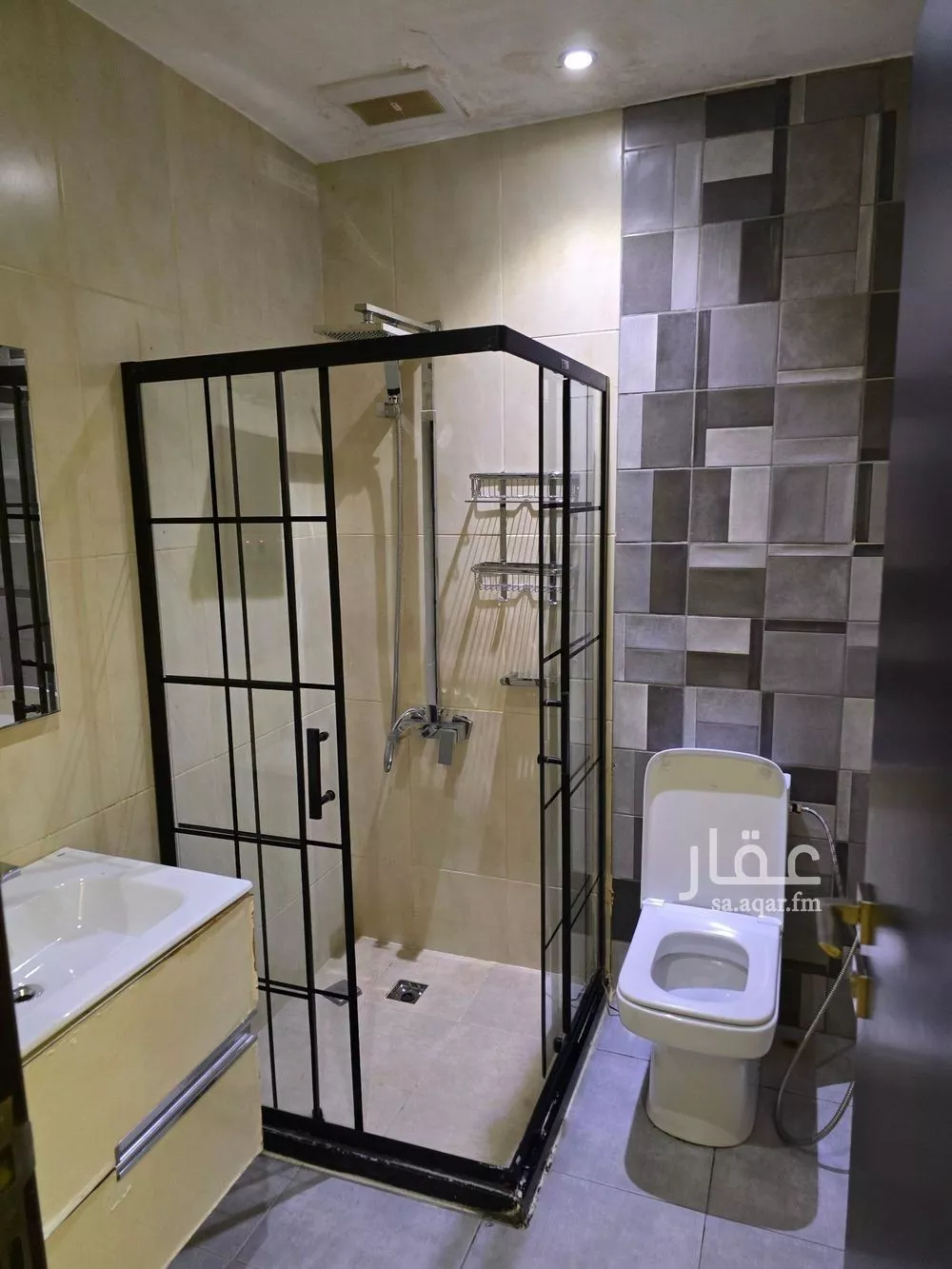 4 bedroom apartment in Al Zahra, Jeddah 5