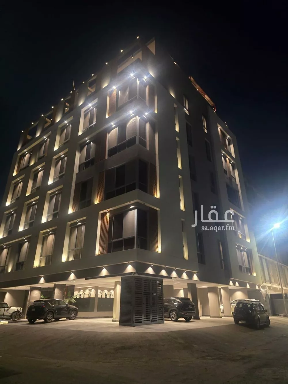 شقة 5 غرف في الروضة 1