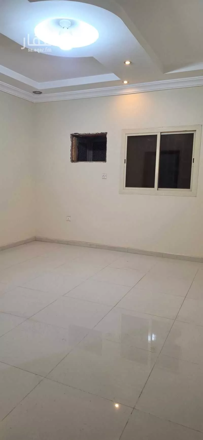 شقة 4 غرف في النسيم 5