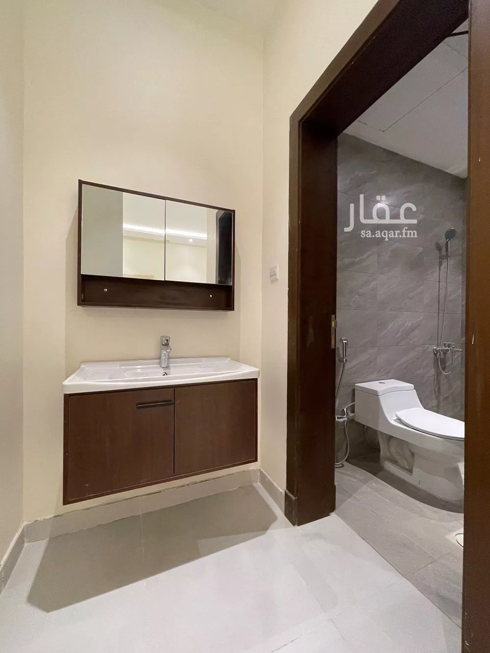 فيلا 7 غرف في الندى، الرياض 8