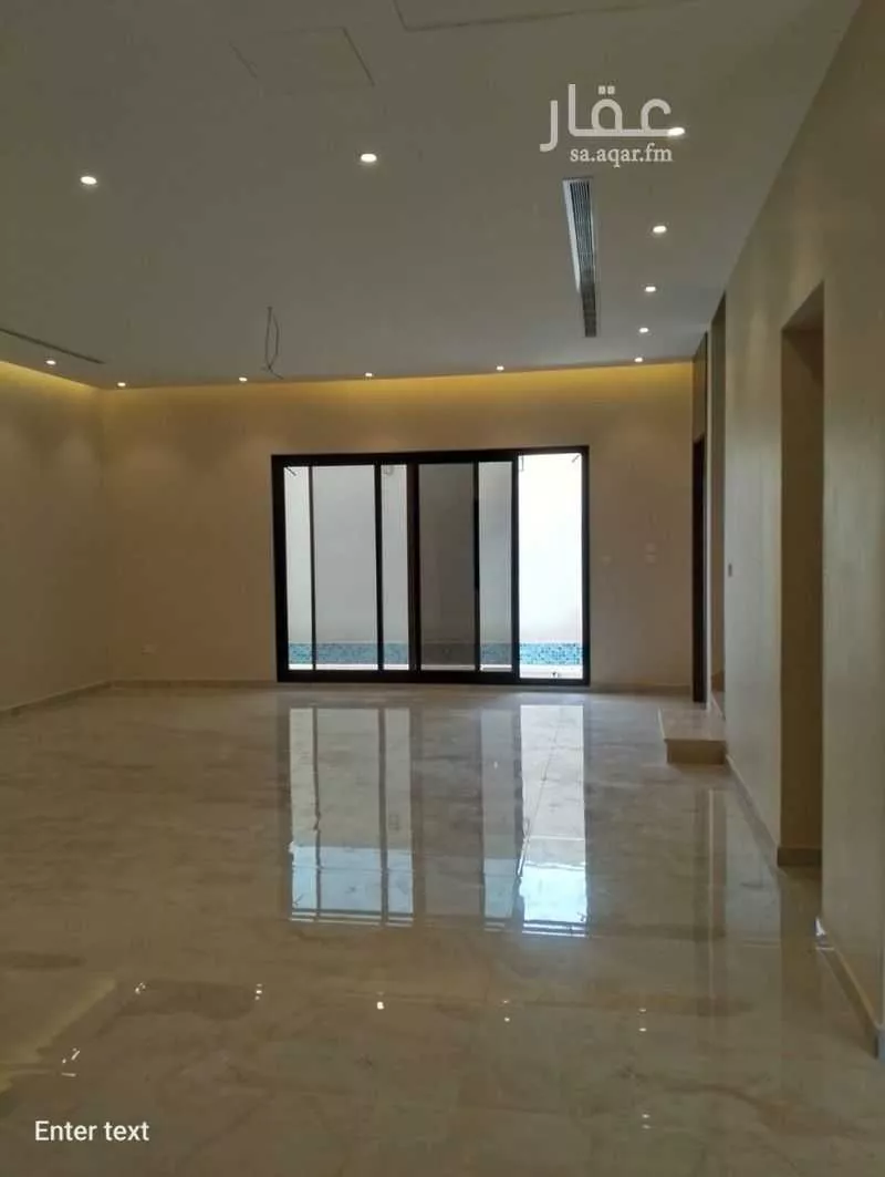 فيلا 5 غرف في الشراع 1