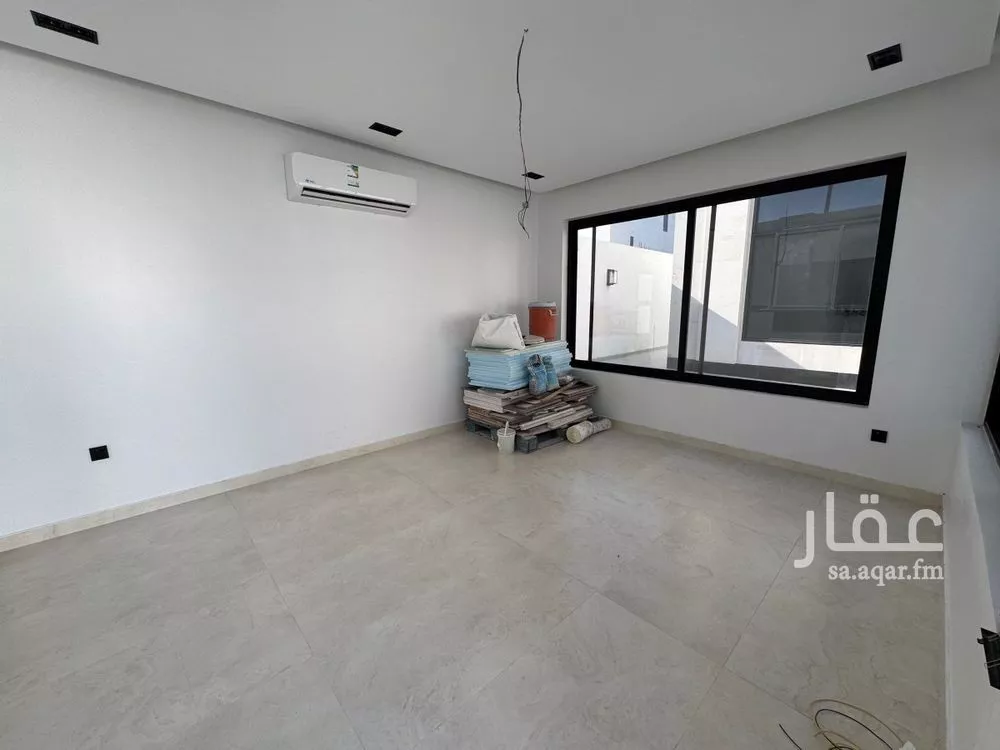 فيلا 4 غرف في الصدفة 5