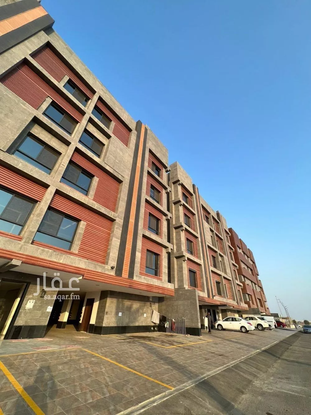 شقة 4 غرف في الصوارى 1