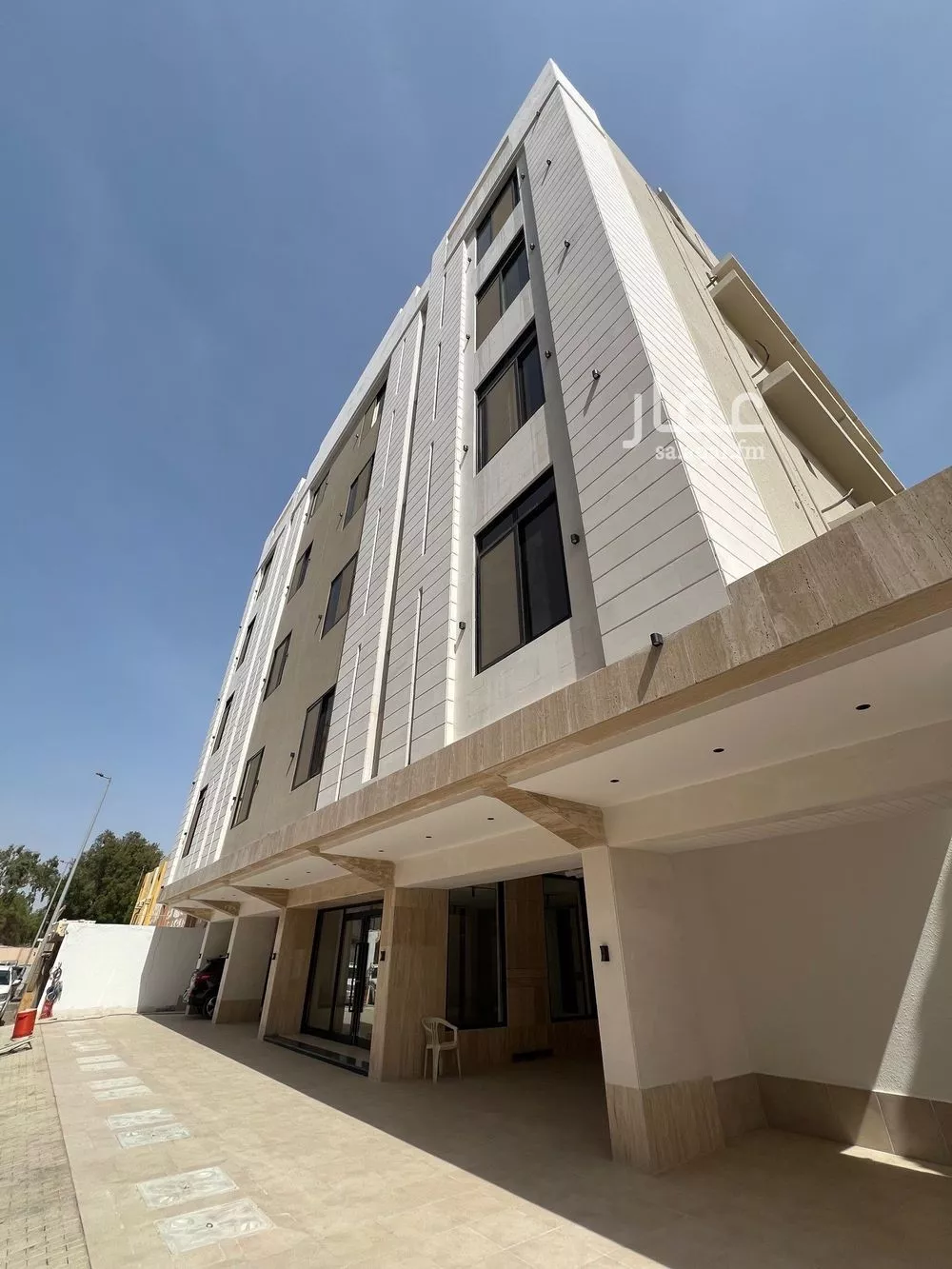 شقة 5 غرف في الربوة 1