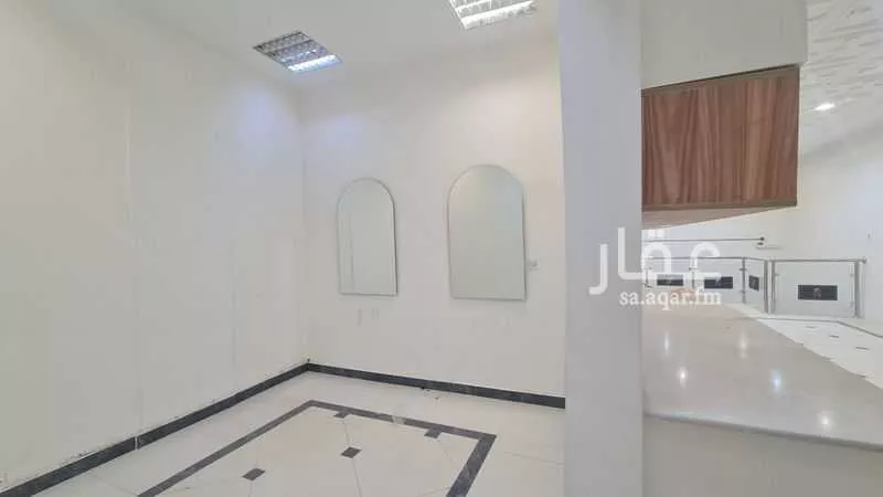 shop in Al Uraija Al Gharbiyah, Riyadh 11