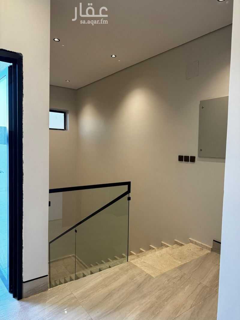 5 bedroom villa in Al Zahrah, Riyadh 10