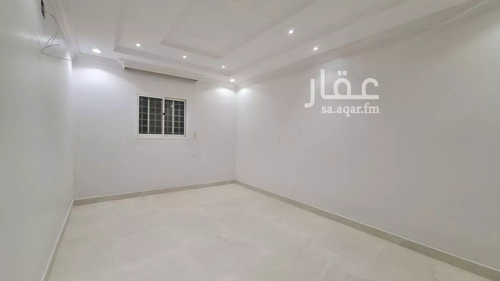 فيلا 7 غرف في الزهرة 2