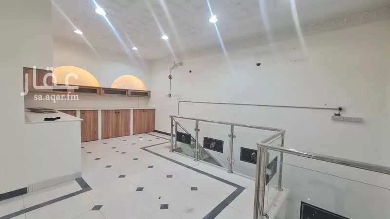 shop in Al Uraija Al Gharbiyah, Riyadh 7