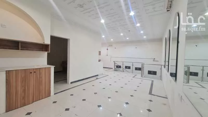 shop in Al Uraija Al Gharbiyah, Riyadh 13