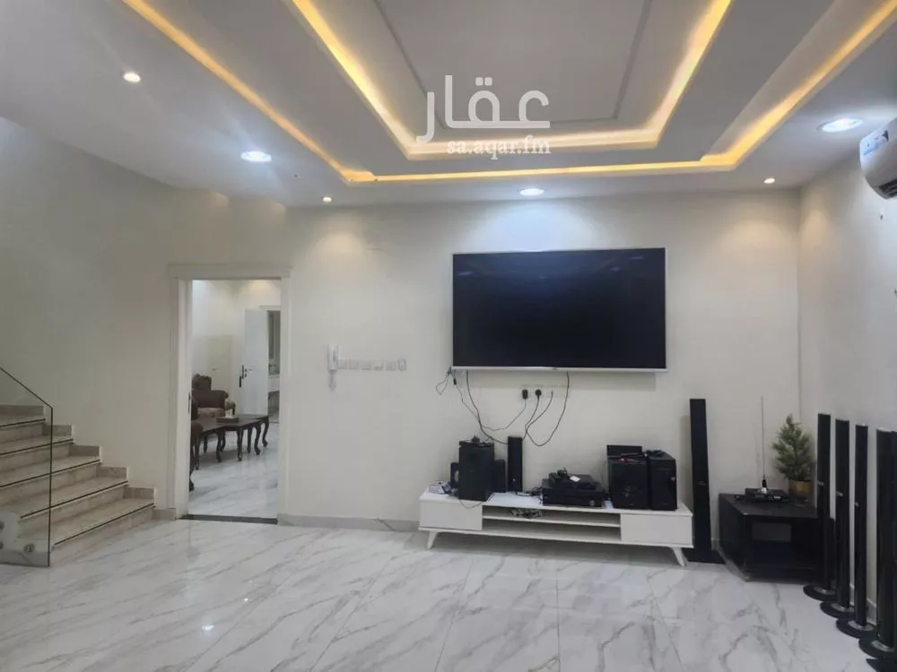فيلا 5 غرف في عكاظ، الرياض 7