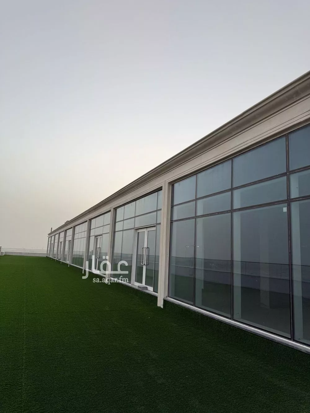 مكتب 8100 م² في العليا 2