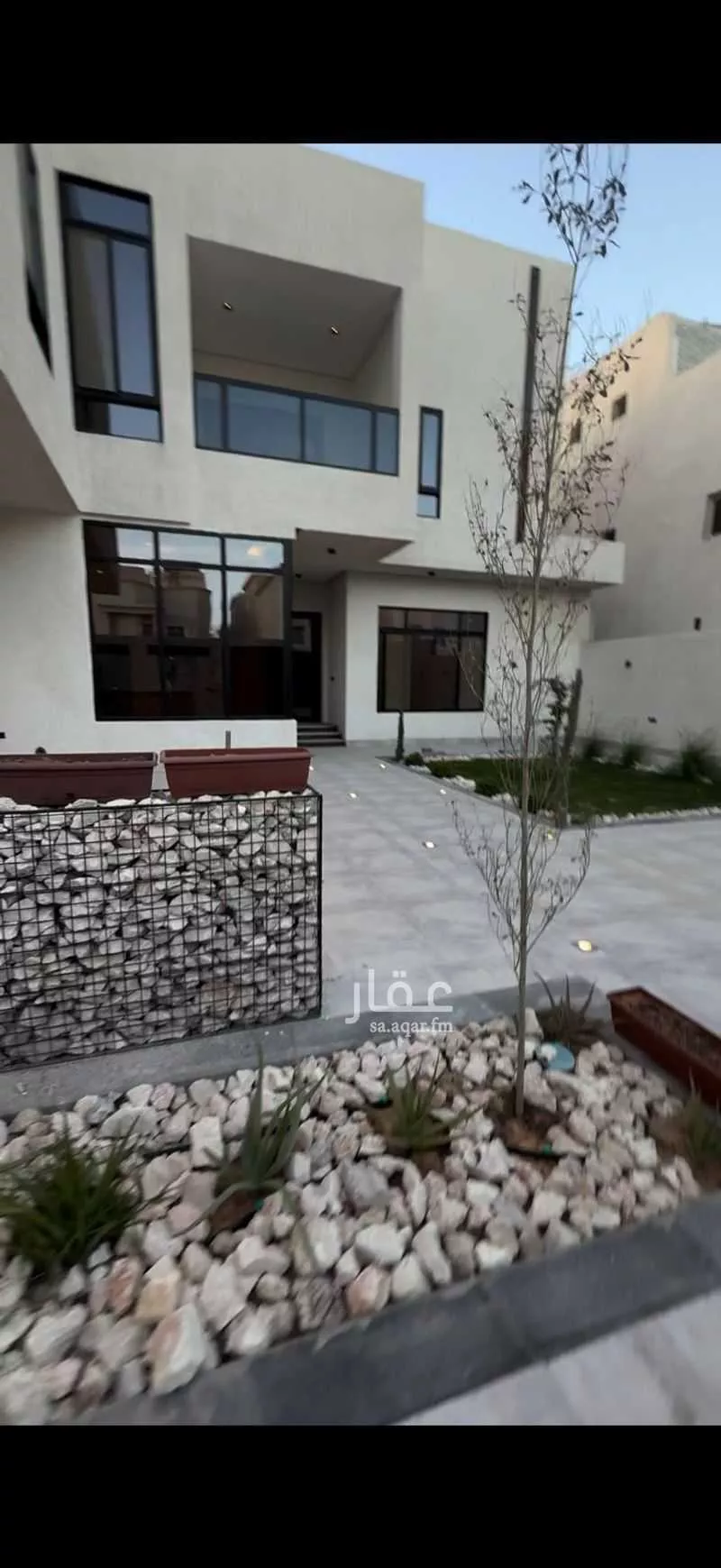 فيلا 12 غرف في الشعلة 1