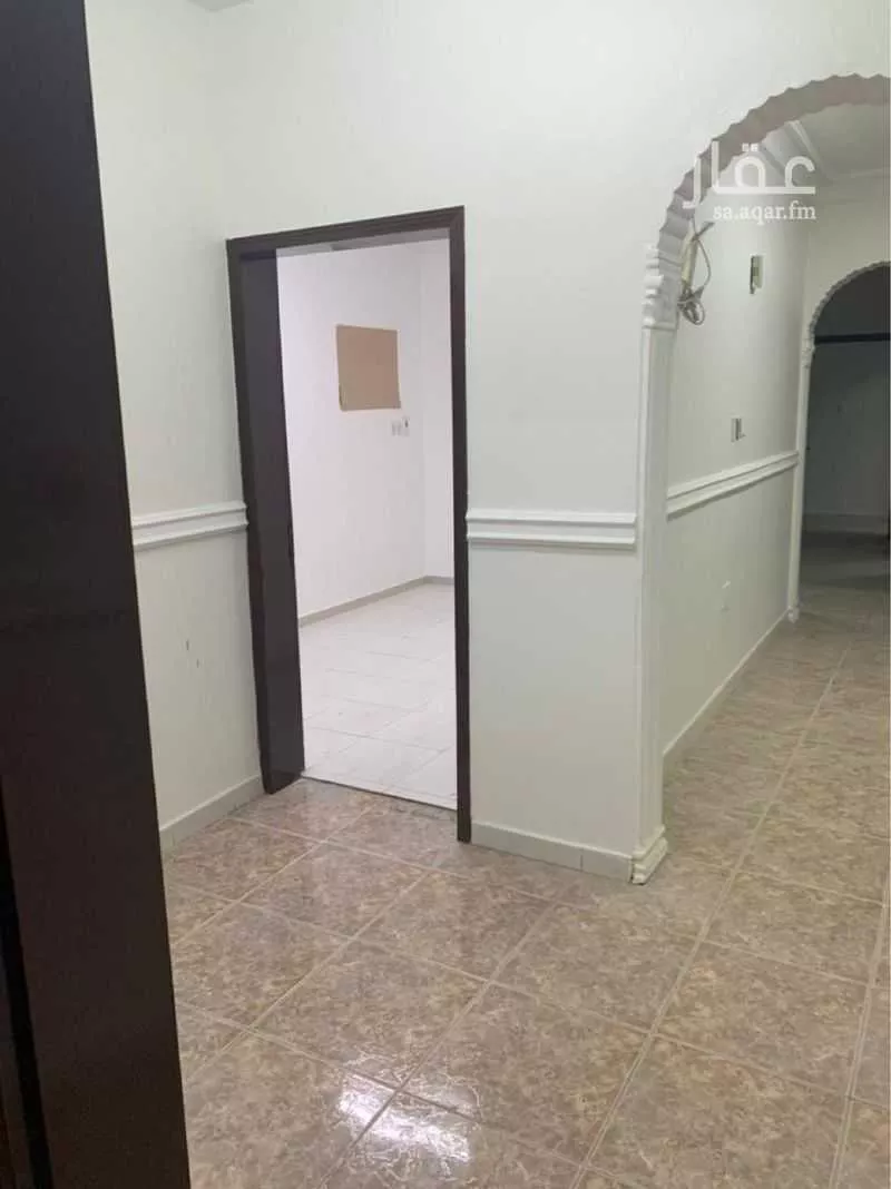 550 sqm building in Al Rawdah 5