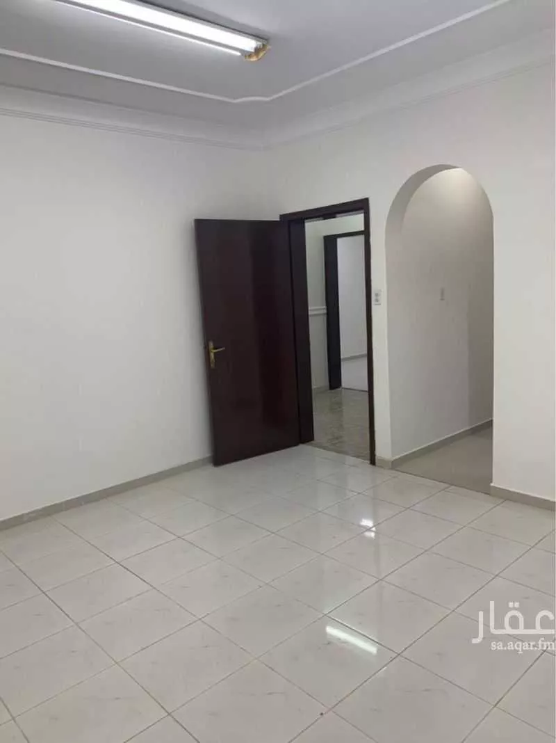 550 sqm building in Al Rawdah 3