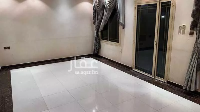 فيلا 8 غرف في الحمراء 1