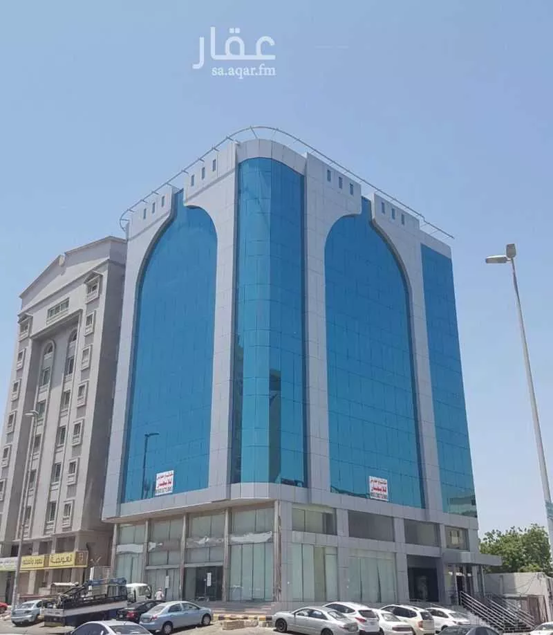 عمارة 808 م² في الرويس 1