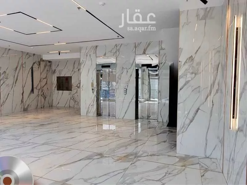 عمارة 808 م² في الرويس 3