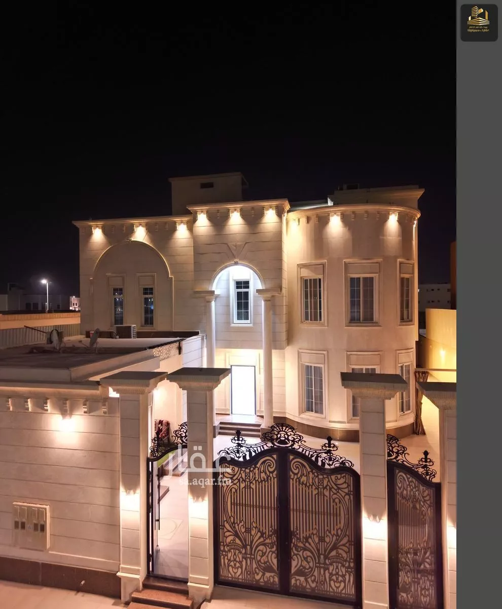 فيلا 12 غرف في الكوثر 1