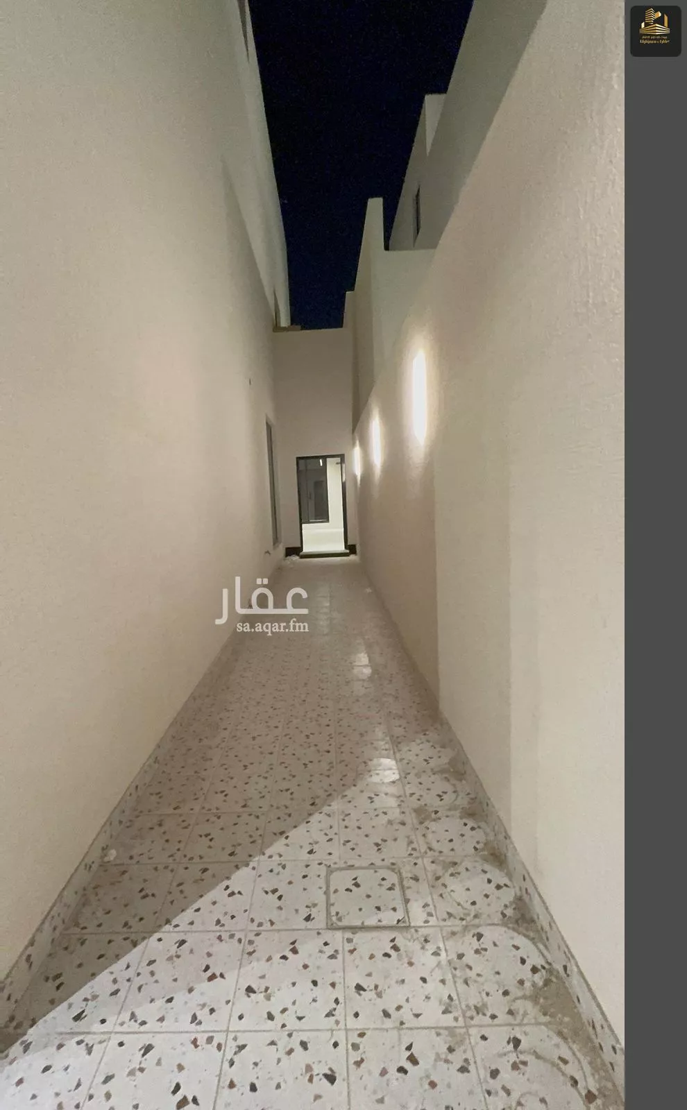 فيلا 5 غرف في الامواج 5