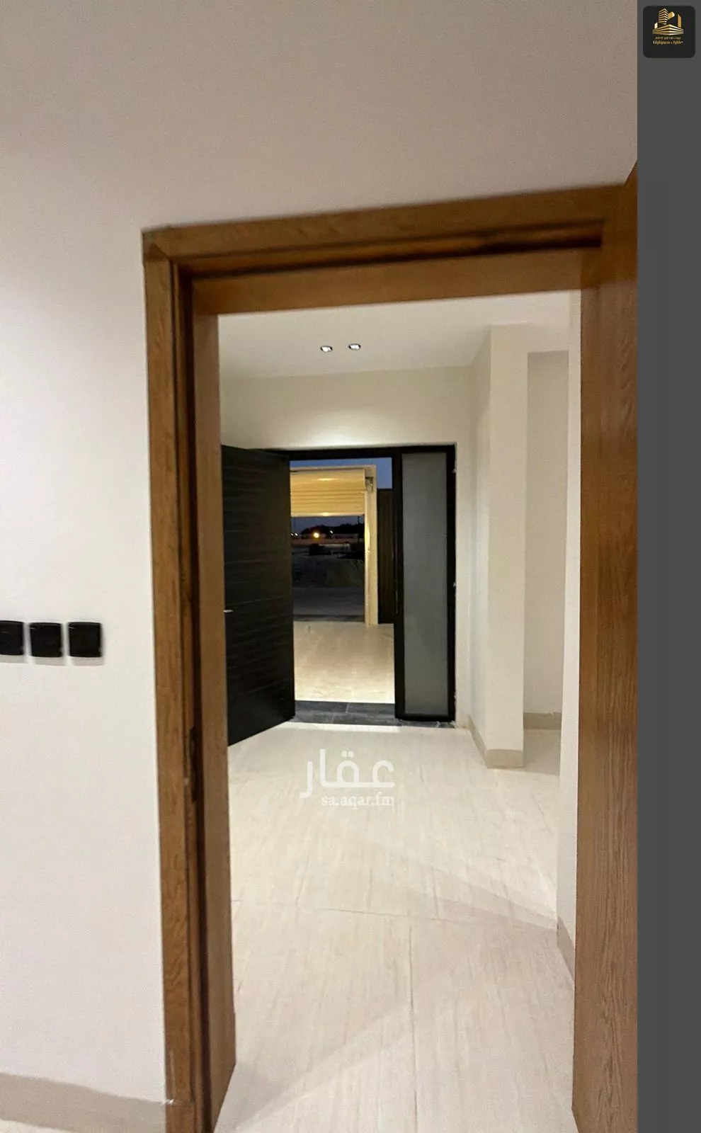 فيلا 6 غرف في الامواج 5