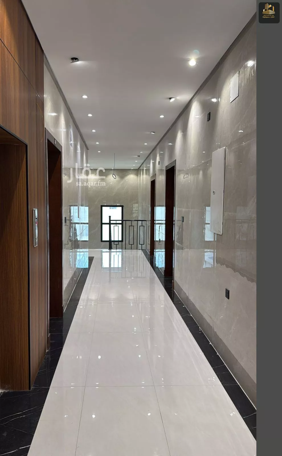 840 sqm building in Al Amal 5