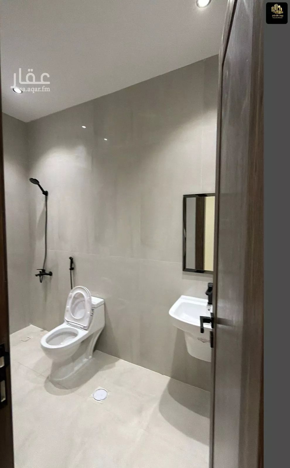 فيلا 6 غرف في الصواري 3