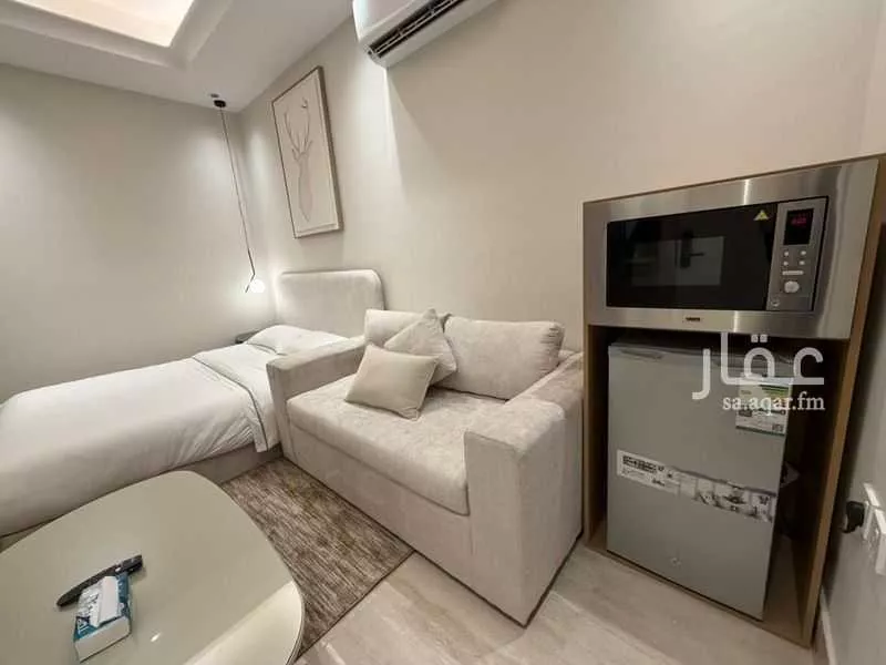 شقة 1 غرف في الملقا 3