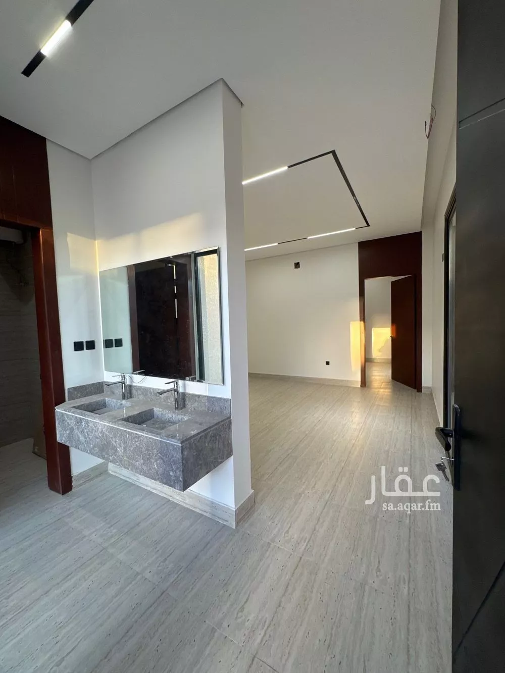 5 bedroom floor in Dhahrat Namar 2