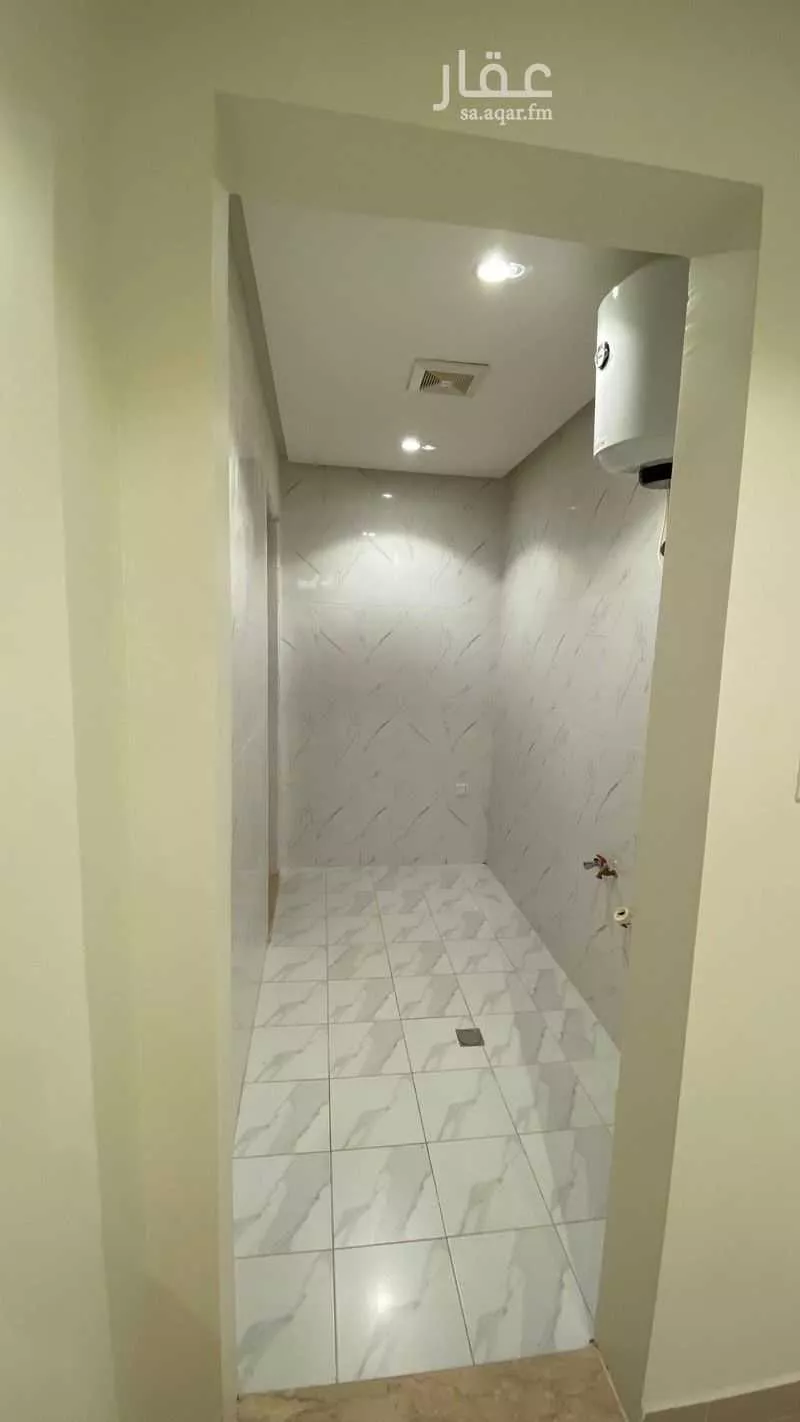 عمارة 1089 م² في الراكة الجنوبية 1