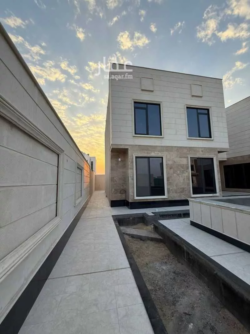 فيلا 5 غرف في الصدفة 5