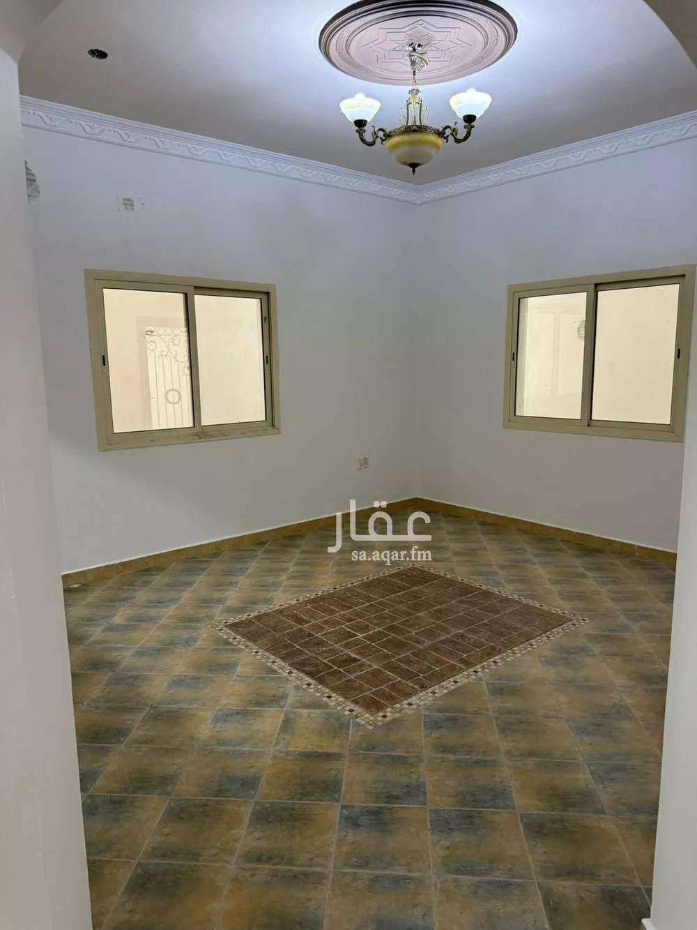 7 bedroom villa in East Beach 2