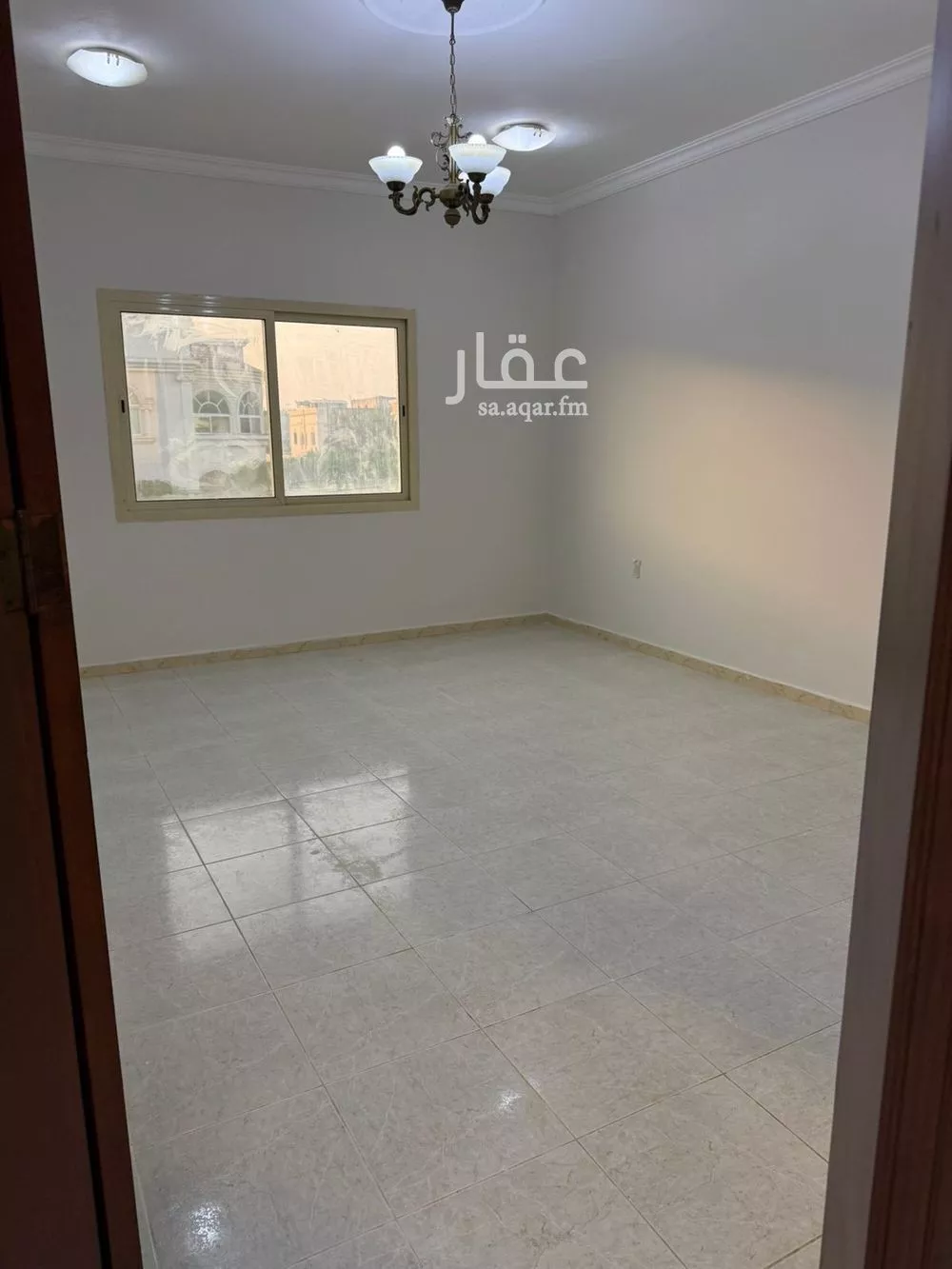 7 bedroom villa in East Beach 4