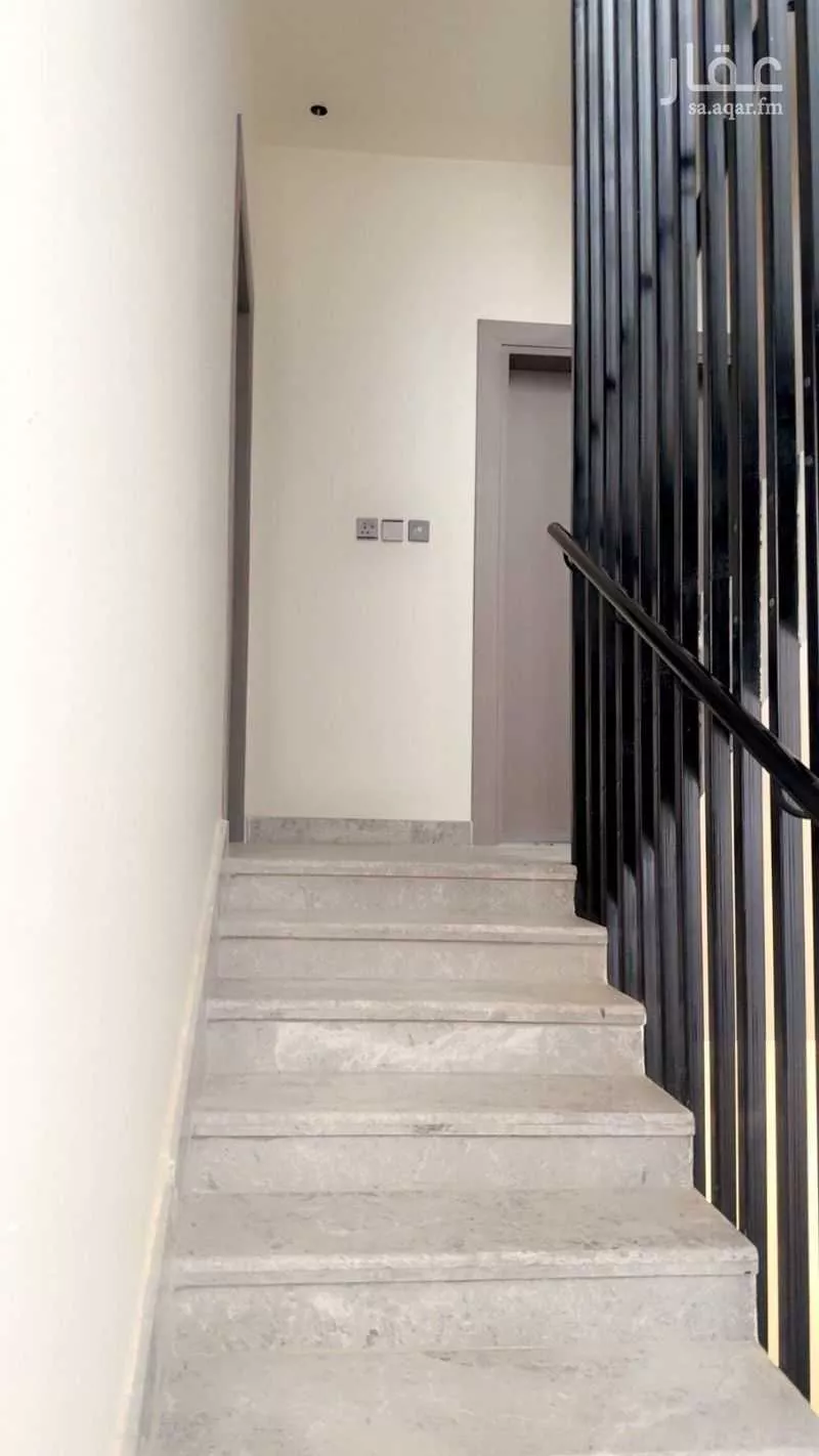 دور 5 غرف في عرقة 3